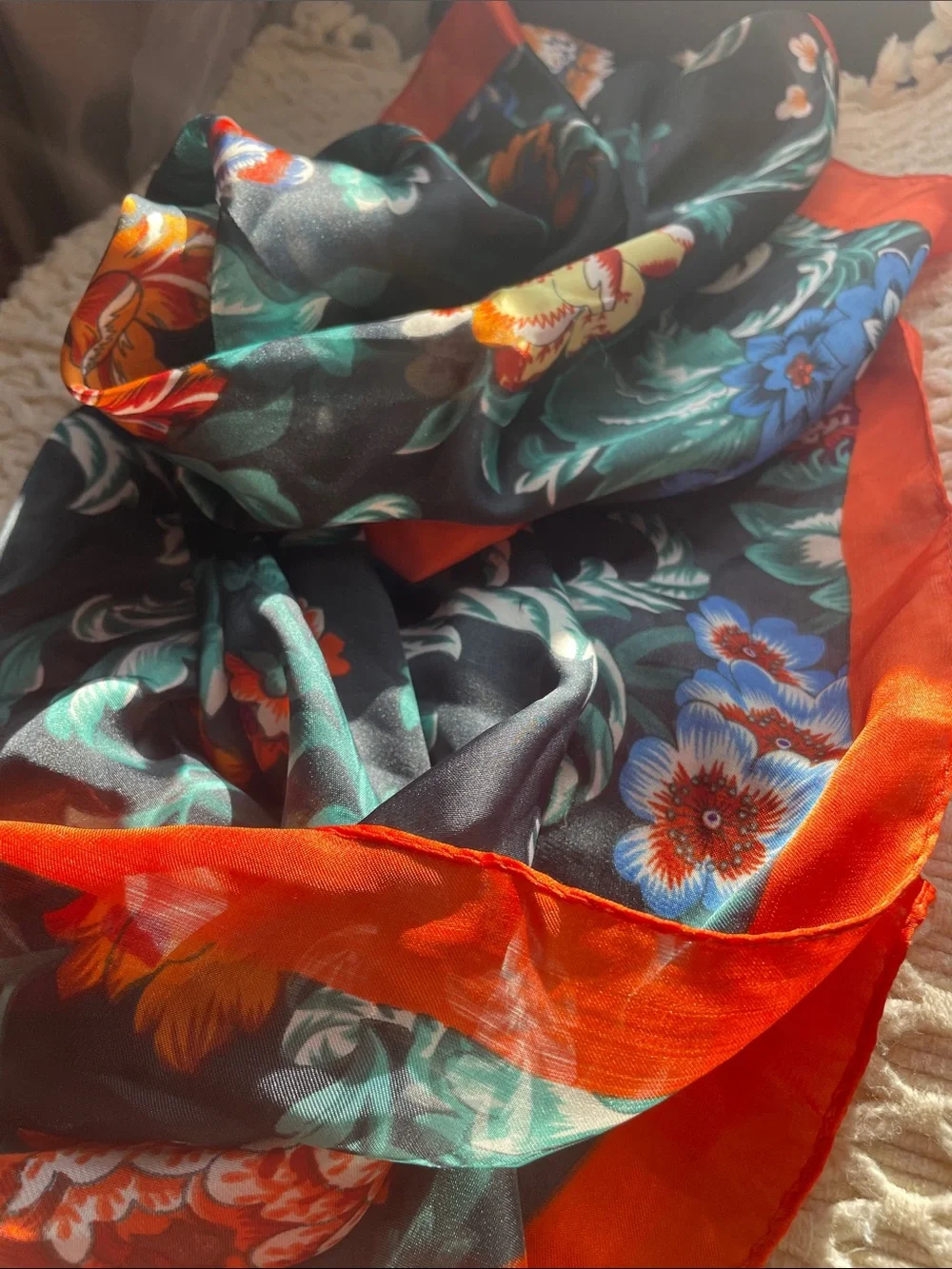 VTG SAKS FIFTH AVENUE SILK SCARF